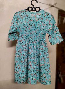 Pretty 🤩 Dress With Flower Pattern