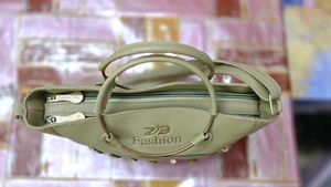 New Green Stylish Handbag For Girls/Women