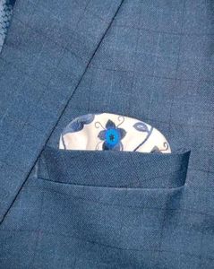 Men&#39;s Wearing Blazer