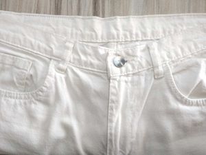 Premium White Straight Fit Denim Jeans – Timeless