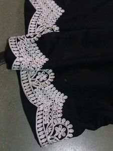 Elegant Black Embroidered Kurta