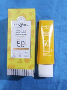 Dot And Key Sunscreen , Moisturizer Combo