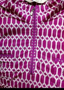 Amazing Magenta Zip Top💕