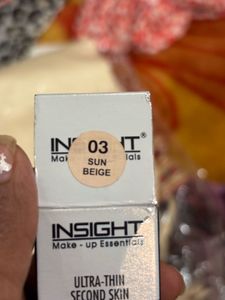 Insight Ultra-Thin Second Skin Foundation