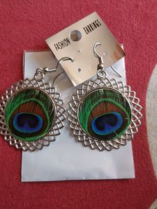 Mor Pankh Look Earing Elegant