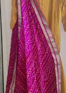 Pink Bandhani Dupattain In Sequence Gown