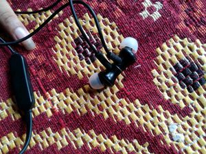 JBL TUNE 205BT