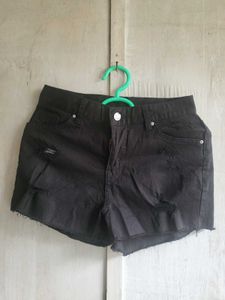 Deep Black Shorts(Made In Korea)🖤