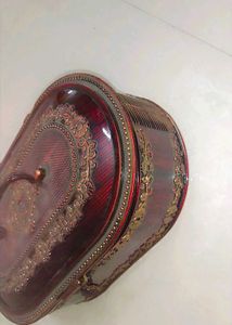 New Vintage Oval Jewelry Box