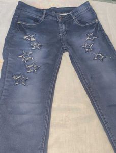 Star Patch Skinny Jeans
