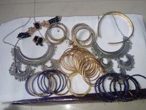 Ethnic Jewelry Set
