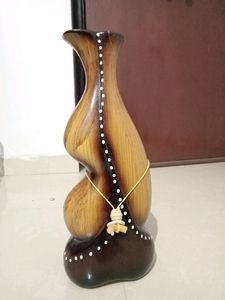 Type Of Vase, Was Broken