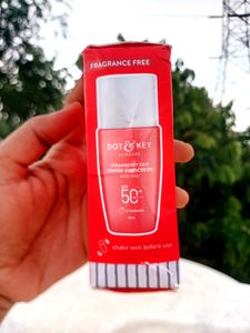 Dot &amp; Key ❤️ Strawberry 🍓 Dew Tinted Sunscreen 🌞
