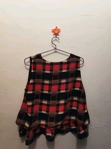 Layered Sleeveless Top in Bold Plaid Check