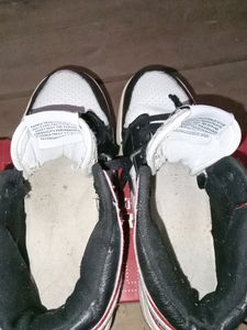 Unisex Shoe