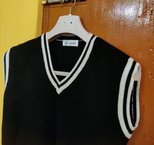 Cropped Sweater Vest