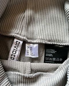 H&amp;M Ribbed Pocket Detail Tights