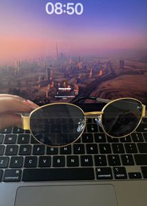 Stylish Gold Sunglasses