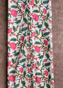 Floral Print Sleeveless Kurti