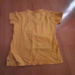 Peppa Pig Tshirt For 4 To 6 Yr Old Girls with color defect
