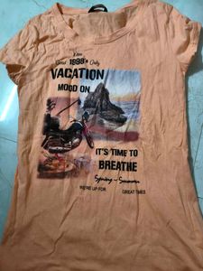 Vacation Mood Graphic T-shirt