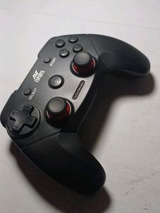GB300 PRO V2 WIRELESS CONTROLLER