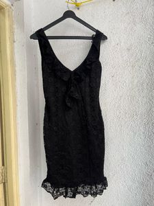Elegant Black Lace Mini Dress