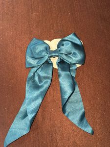 🎀Teal/Blue Satin  Sparklyy Hair Bow🎀