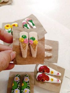 Embroidery Hairclips