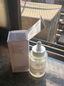 Minimalist Hair Serum