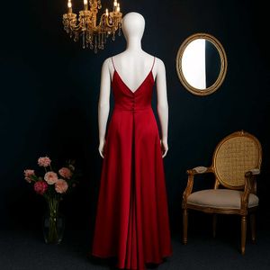 Sale 🎊🎉Elegant Red Maxi Dress