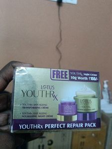 Lotus YOUTHRx Anti Ageing Transforming Cream-60gm