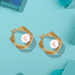 Sleek &amp; Stylish Earrings – Perfect for Every Occas