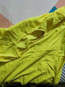 Yellow t shirt