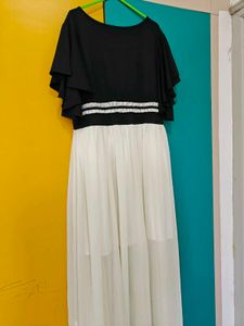 Elegant Black &amp; White Maxi Dress