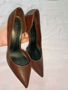 Mango Heels