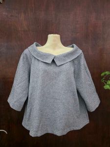 Gray boat neck tops