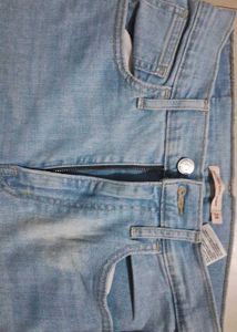 Levi&#39;s Mile High Super Skinny Jeans