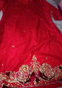 Bhut Khubsurat Silk Suit
