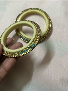 Bangle box with Kangan