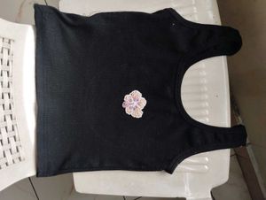 Floral embroidery black Tank Top