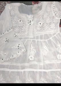 White Colour Chikan Kari Kurti