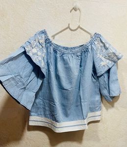 SPLASH Embroidered Top 🤩
