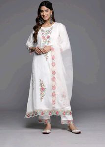 Kurti Set