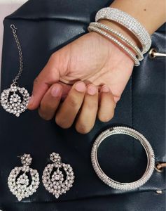 Elegant Silver Jewelry Set