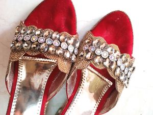 👠 Red Royal Heels For Sale 👠