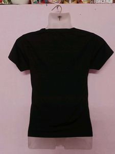 PRADA BLACK TSHIRT