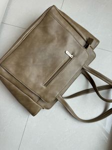 Soft Leather Stylish Handbag - Olive &amp; Gold