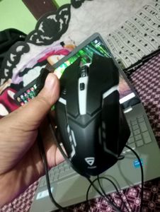 Panda Pad &amp; Gaming Led Backlghit Mouse USB Wire