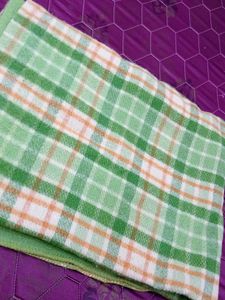 new pure wollen blanket